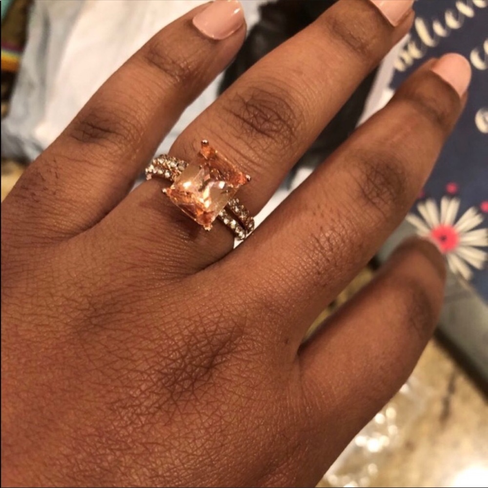 Rose gold crystal ring set - Picture 2 of 3